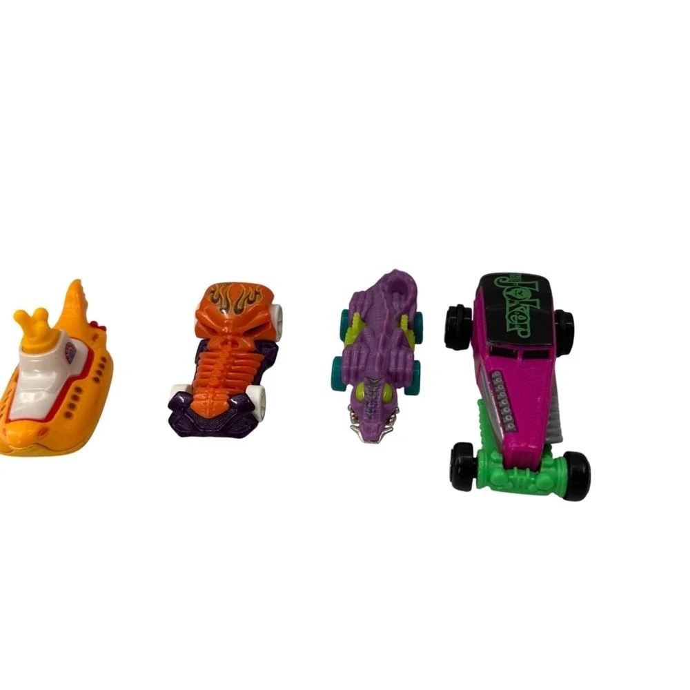 Hot Wheels 2014-2015 Collectible Die-Cast Toy Cars Set Of 4 Submarine‎ Joker Car